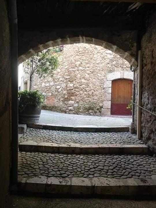 La Mansardiere Villecroze Extérieur photo